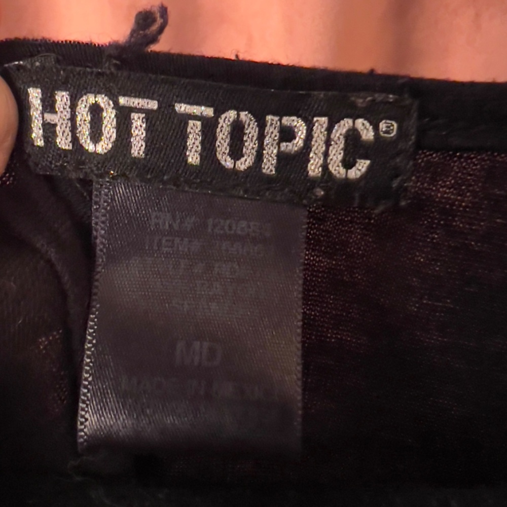 Hot Topic Skull Tank Top - Picture 3 of 3